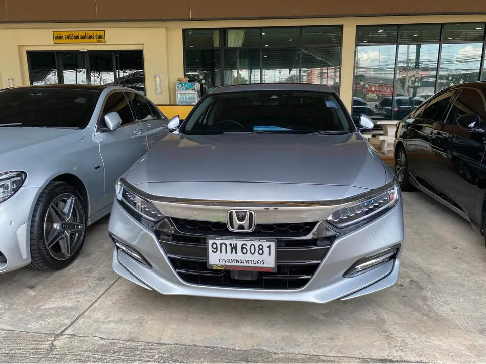 2020 Honda Accord X 3
