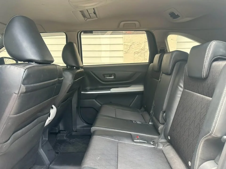 2023 Toyota Veloz III 2