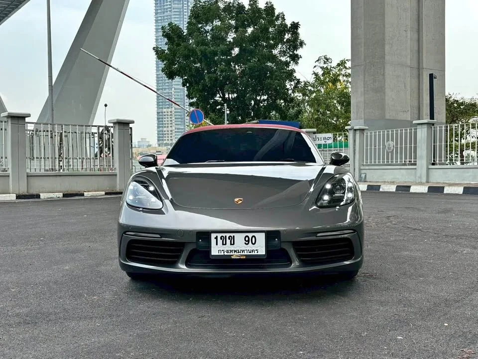 2018 Porsche 718 Boxster and Cayman IV 2