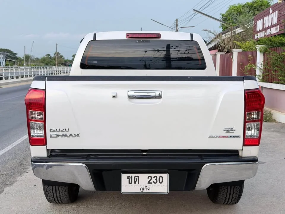 2013 Isuzu D-Max II (RT) 2