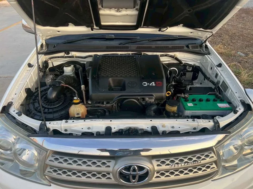 2009 Toyota Fortuner I 2