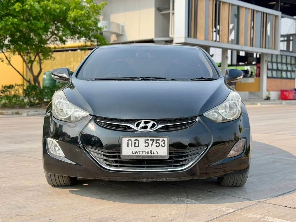 2011 Hyundai Elantra V 2