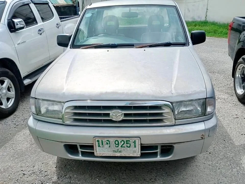 2001 Mazda 2500 Fighter V 3