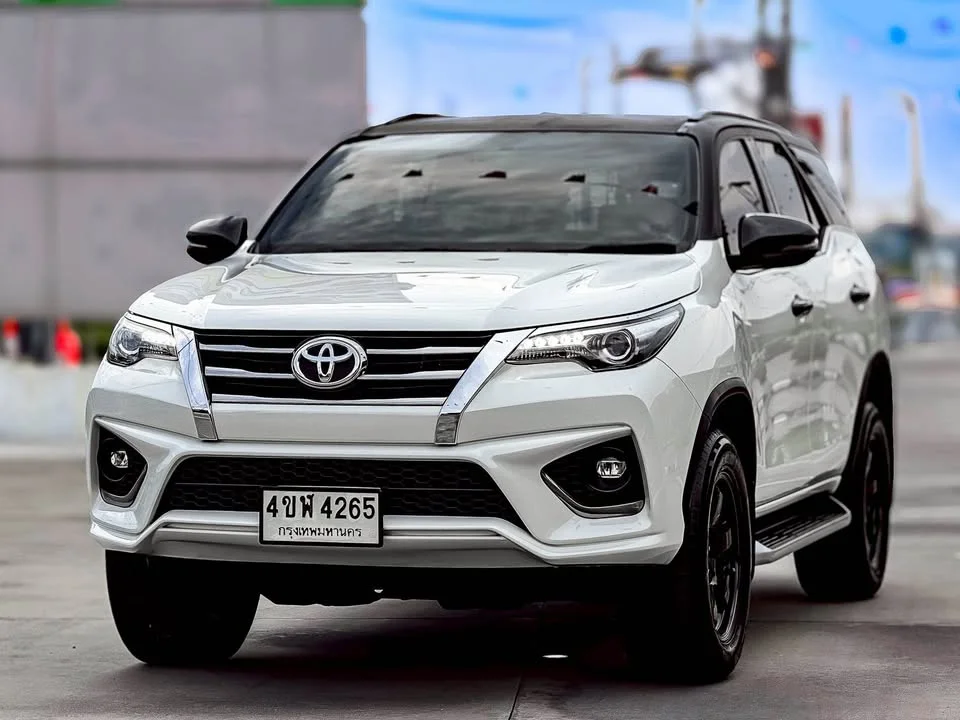 2018 Toyota Fortuner II 2