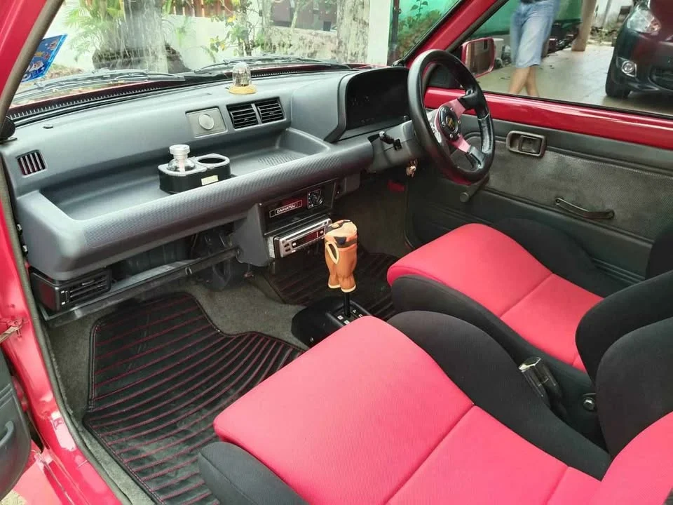1995 Daihatsu Mira L200 2