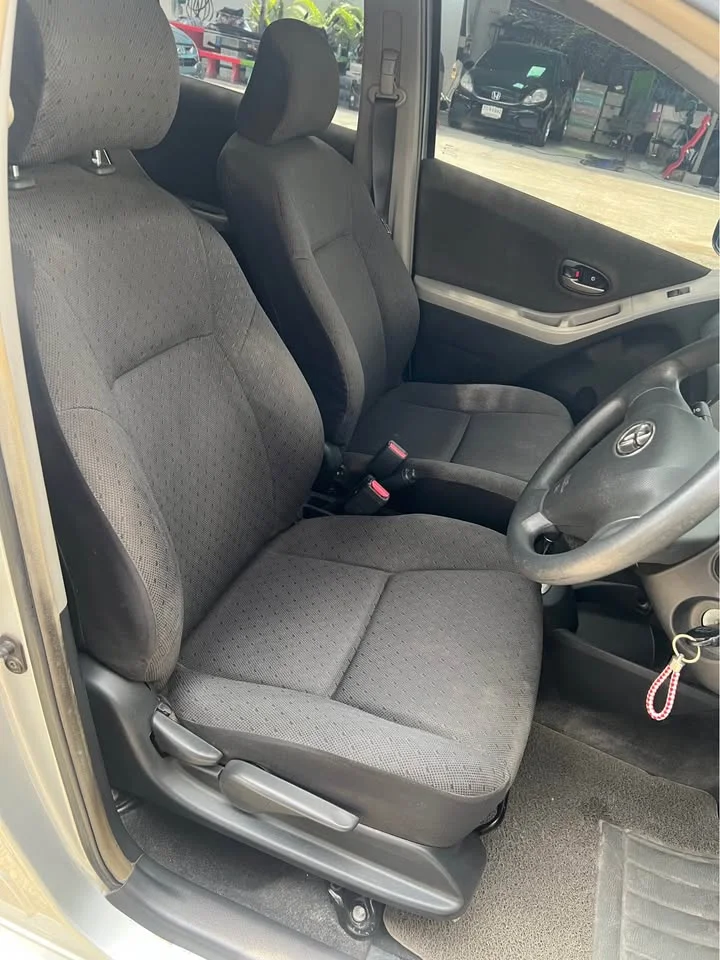 2010 Toyota Yaris II 3