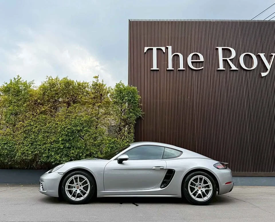2019 Porsche 718 Boxster and Cayman IV 3