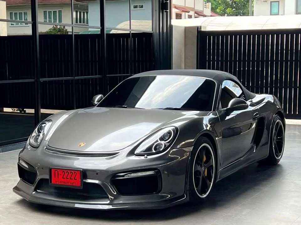 2014 Porsche Boxster and Cayman III 2