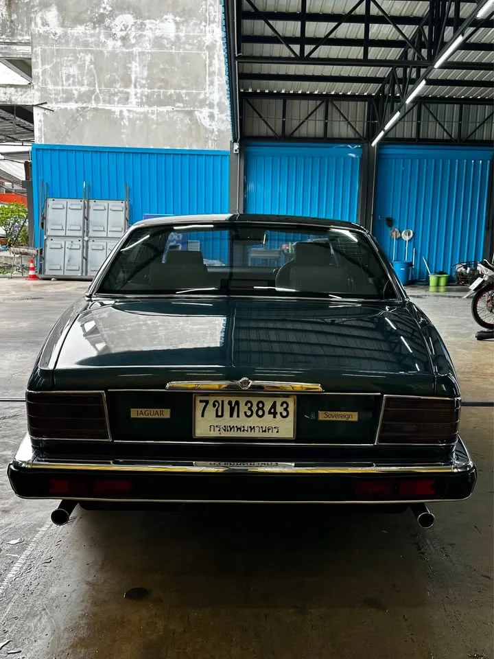 1984 Jaguar XJ XJ40 3