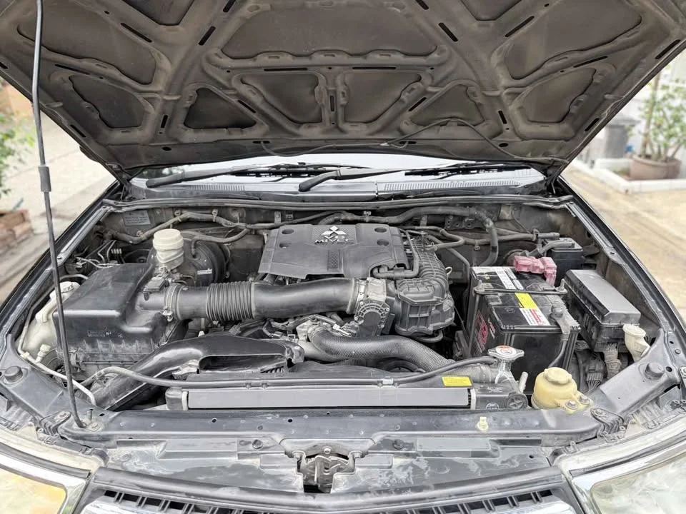 2015 Mitsubishi Pajero Sport II 3