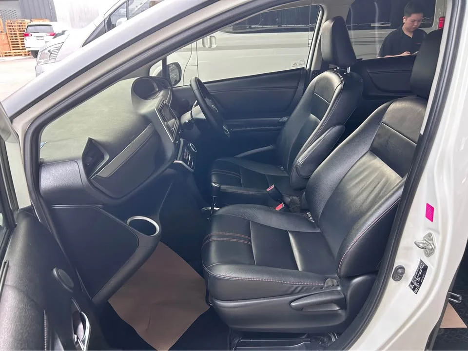 2020 Toyota Sienta II 3