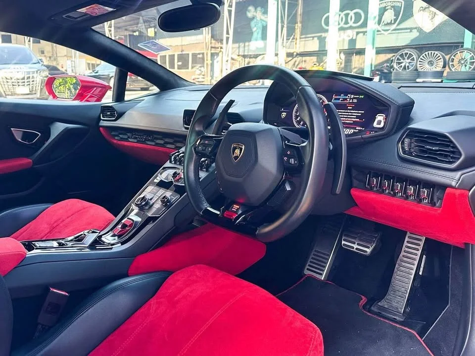 2017 Lamborghini Huracan 2