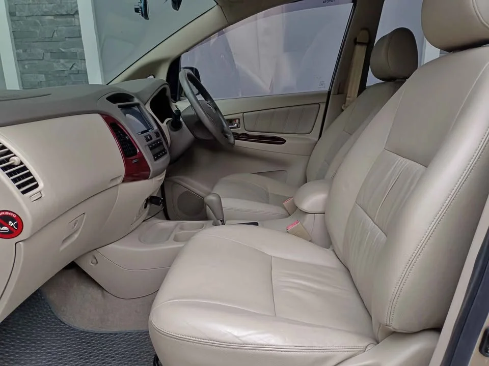 2005 Toyota Innova I 3