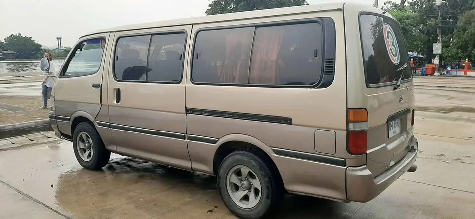 1994 Toyota Commuter IV (H100) 3