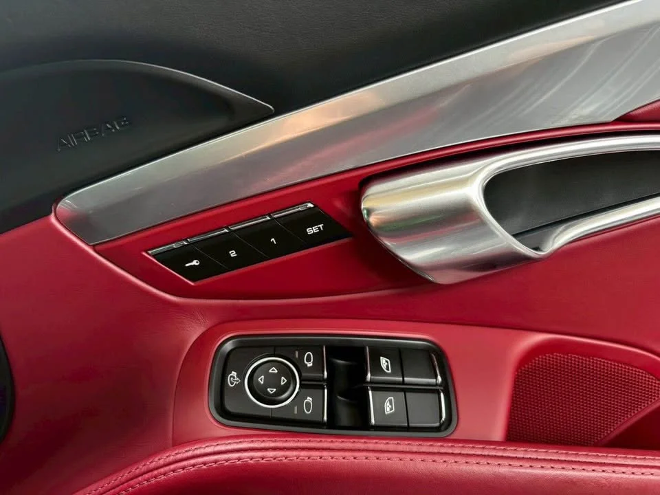 2018 Porsche 718 Boxster and Cayman IV 2