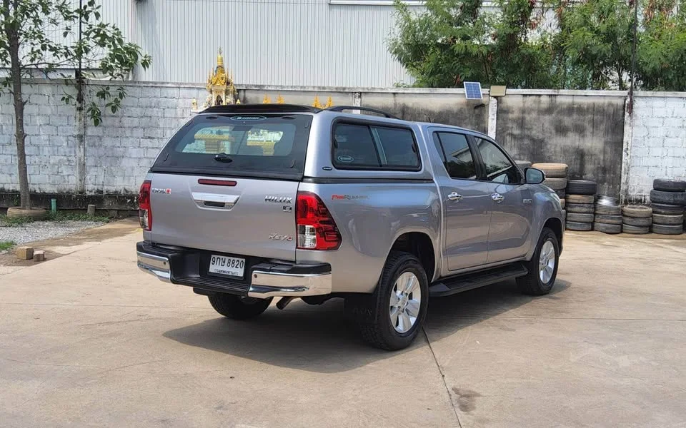 2020 Toyota Hilux VIII 3