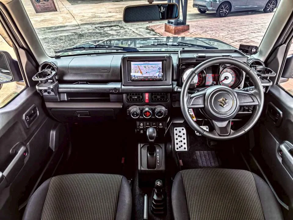 2021 Suzuki Jimny IV 2