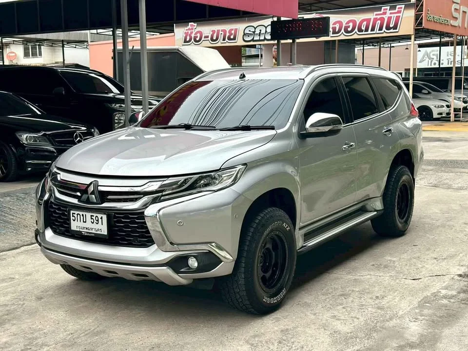 2015 Mitsubishi Pajero Sport III 3