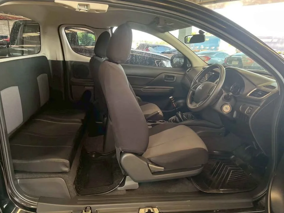 2022 Mitsubishi Triton V 3