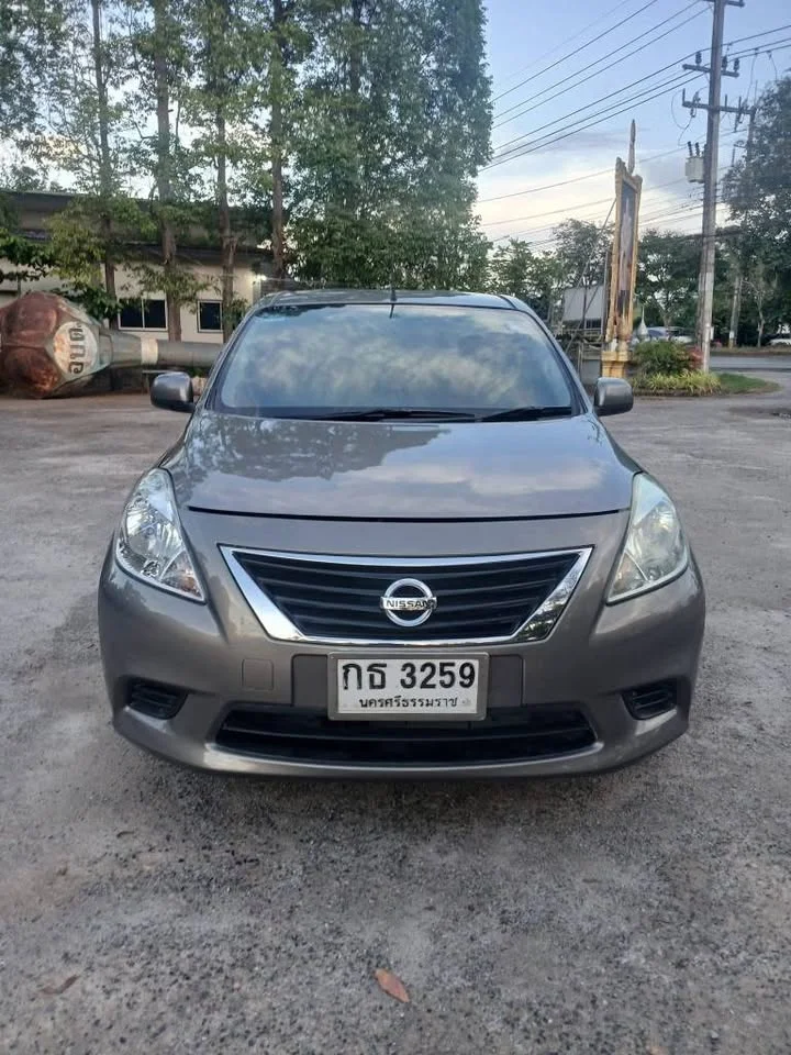 Nissan Almera N17 3