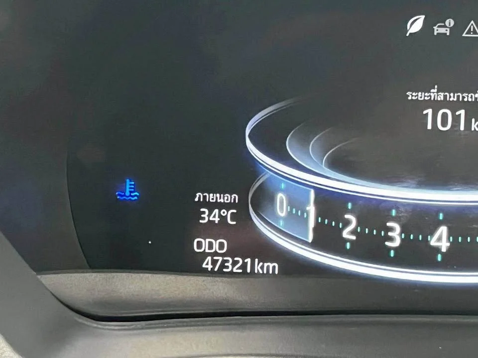 2023 Toyota Veloz III 2