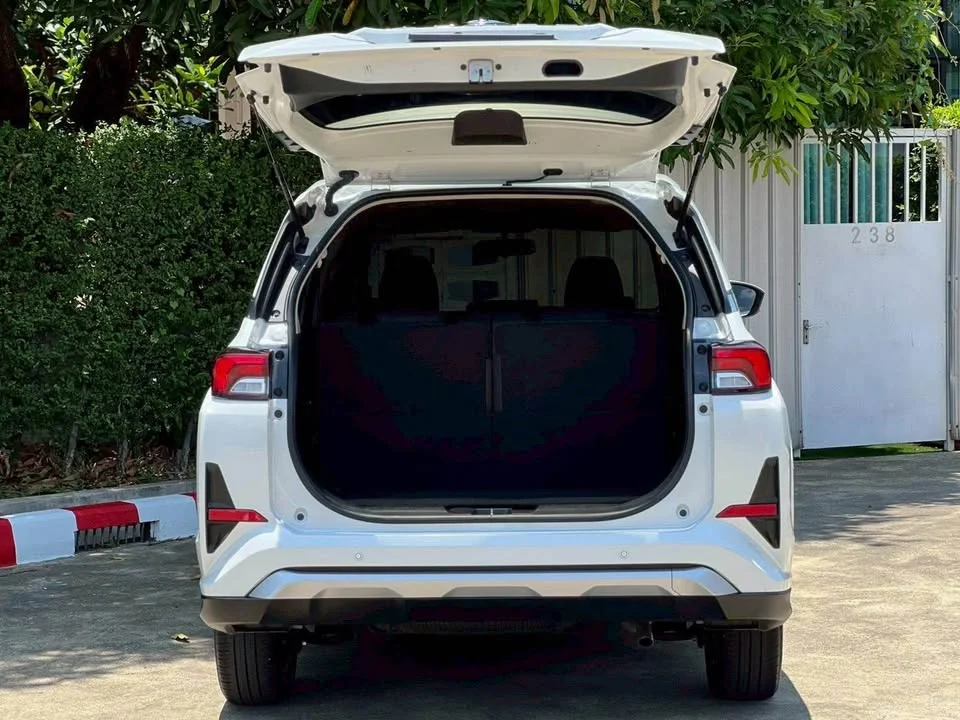 2023 Toyota Veloz III 3