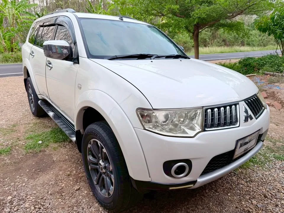2010 Mitsubishi Pajero Sport II 3