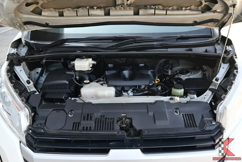 2022 Toyota HiAce VI (H300) 3