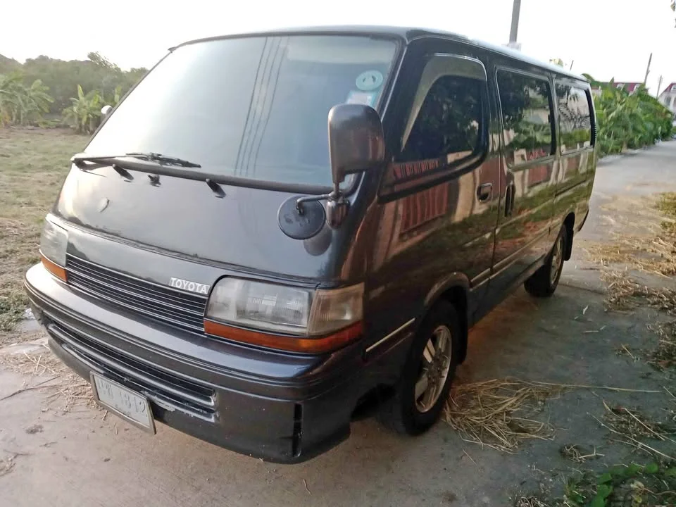 Toyota Commuter IV (H100) 3