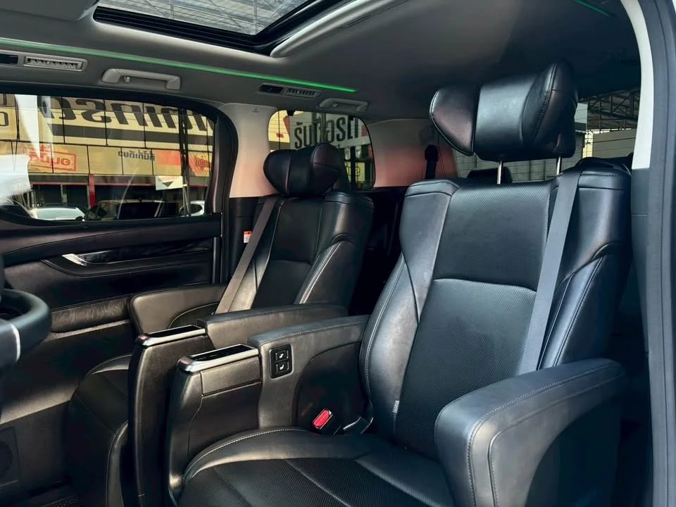 2023 Toyota Alphard, Vellfire III (AH30) 3