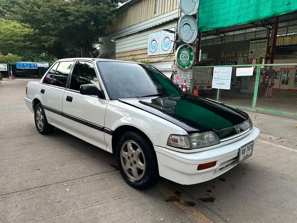 1990 Honda Civic IV 2