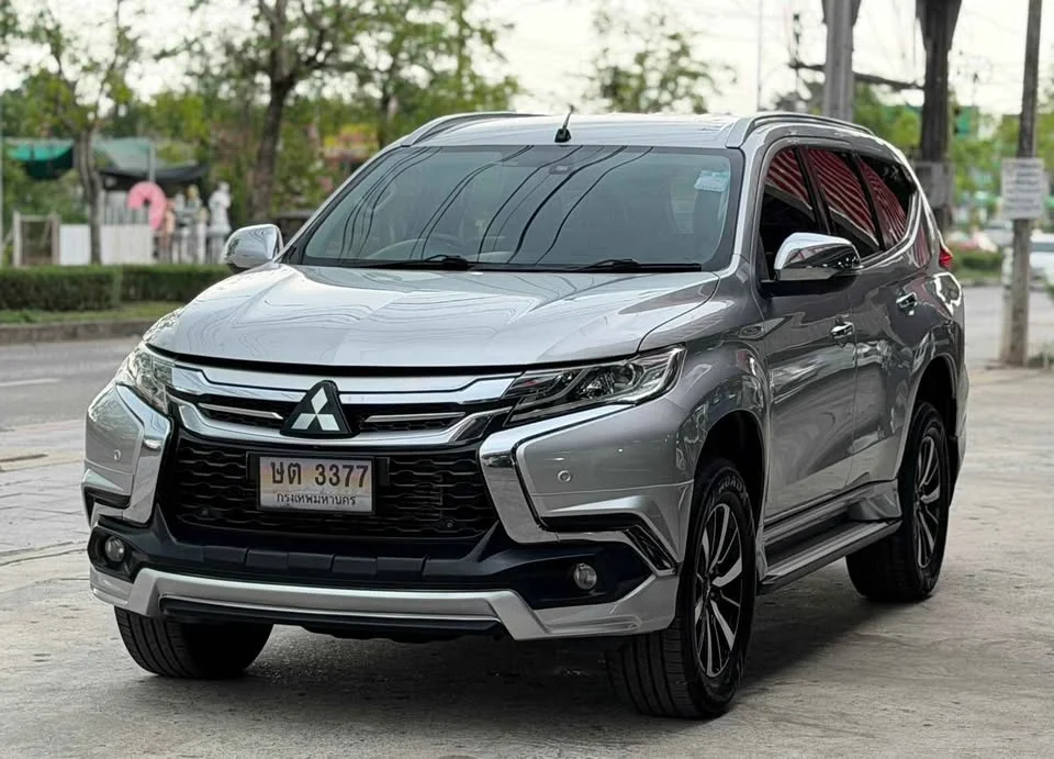 2015 Mitsubishi Pajero Sport III 2