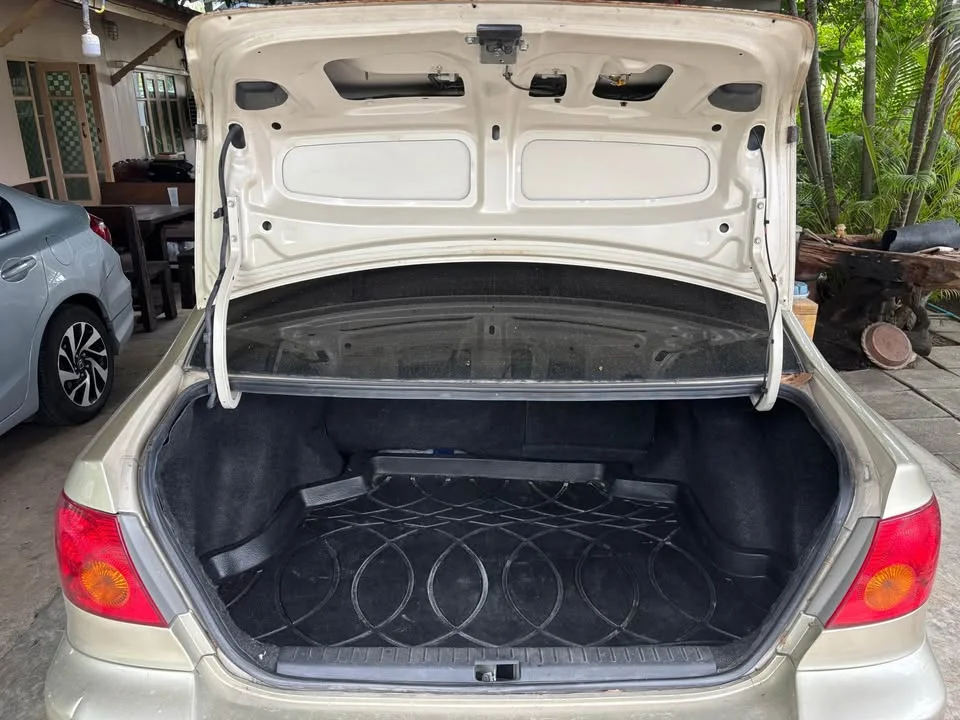 2003 Toyota Corolla Altis IX (E120) 3