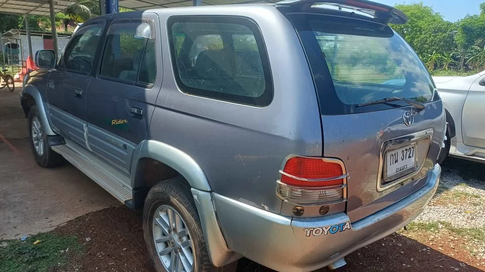 1999 Toyota Sport Rider I 3