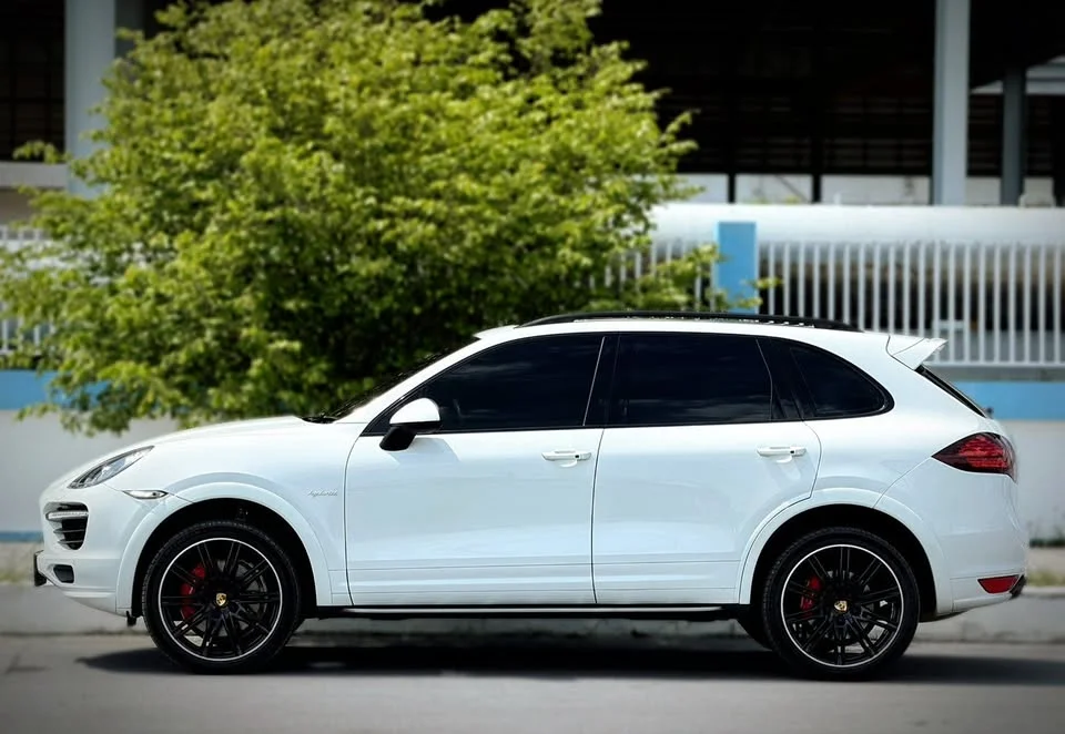 2014 Porsche Cayenne II 3