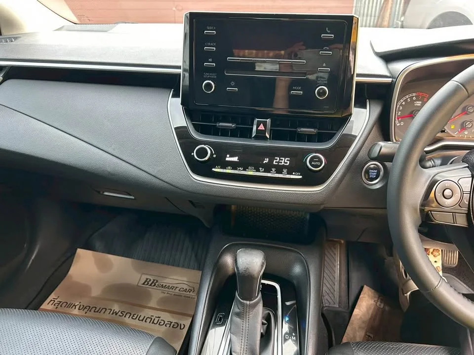 2020 Toyota Corolla Altis XII (E210) 3