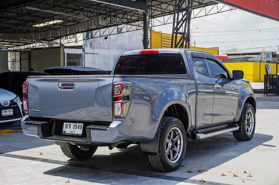 2021 Isuzu D-Max III (RG) 2