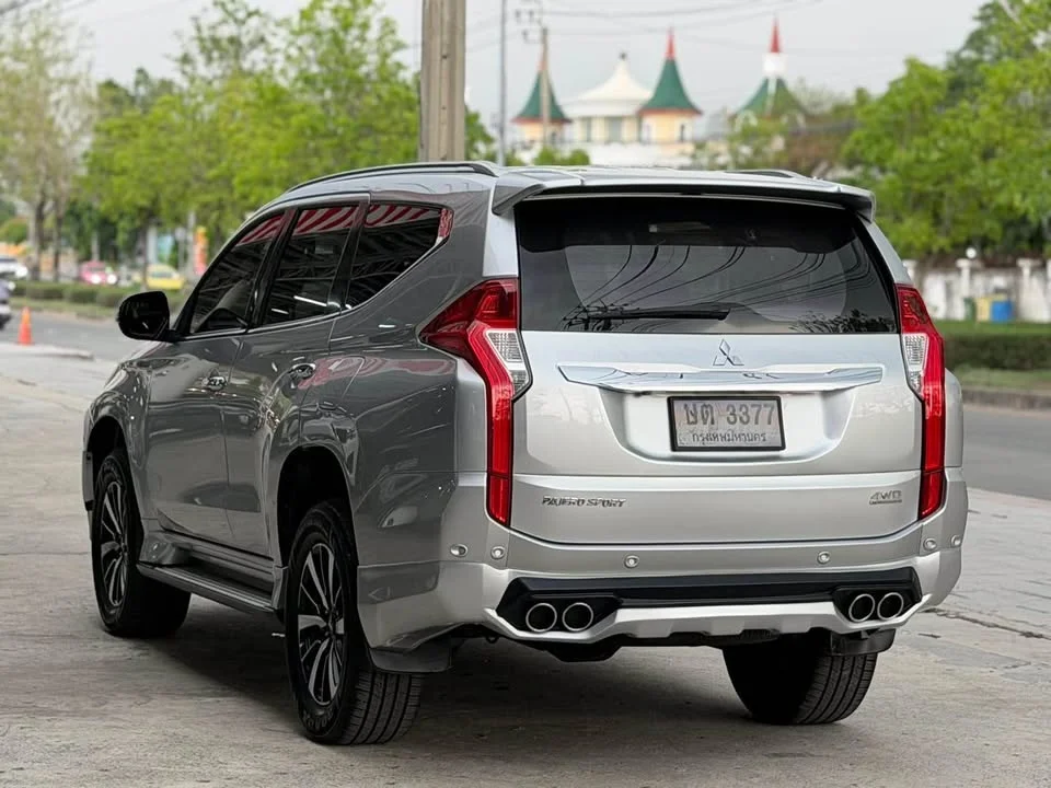 2015 Mitsubishi Pajero Sport III 3