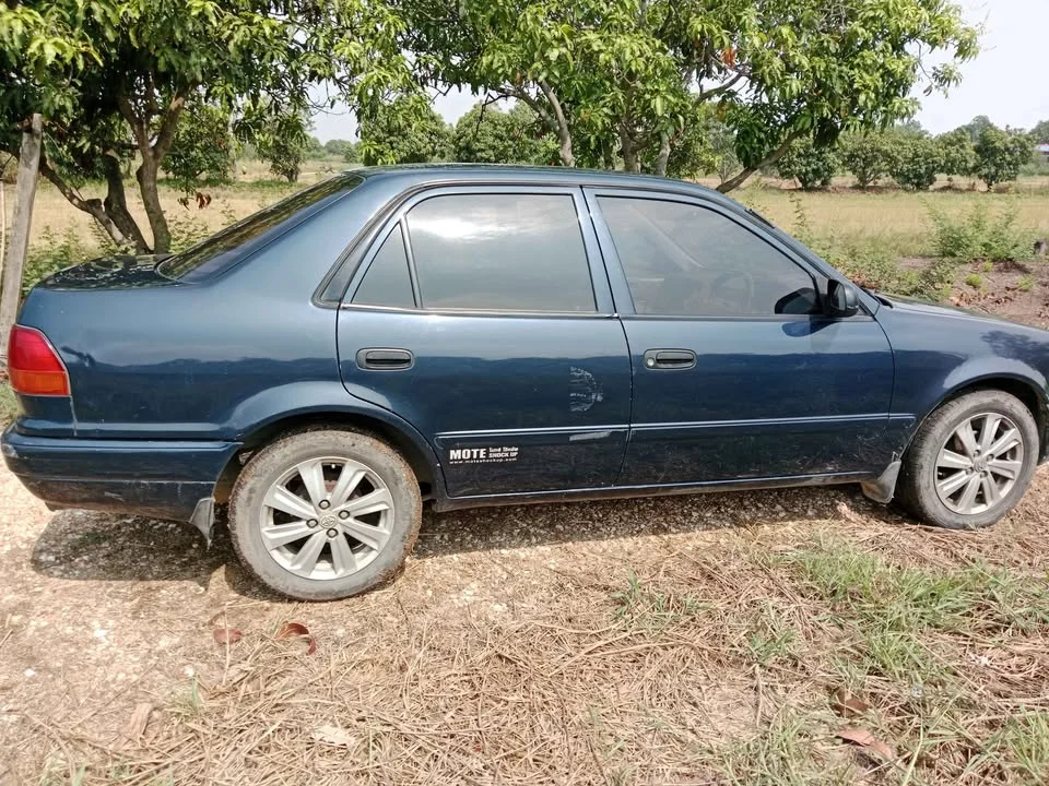 1996 Toyota Corolla Altis VIII (E110) 3