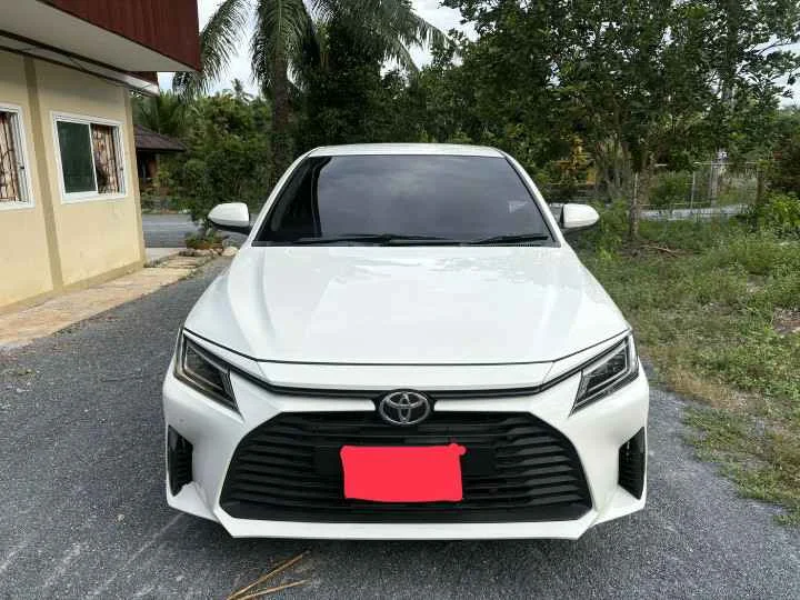 2025 Toyota Yaris ATIV IV 2
