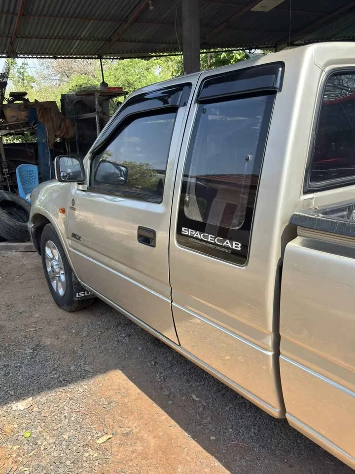 1998 Isuzu Faster Dragon Eyes III 2