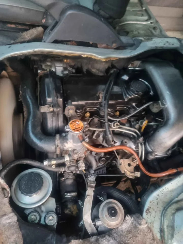 2003 Toyota Commuter IV (H100) 2