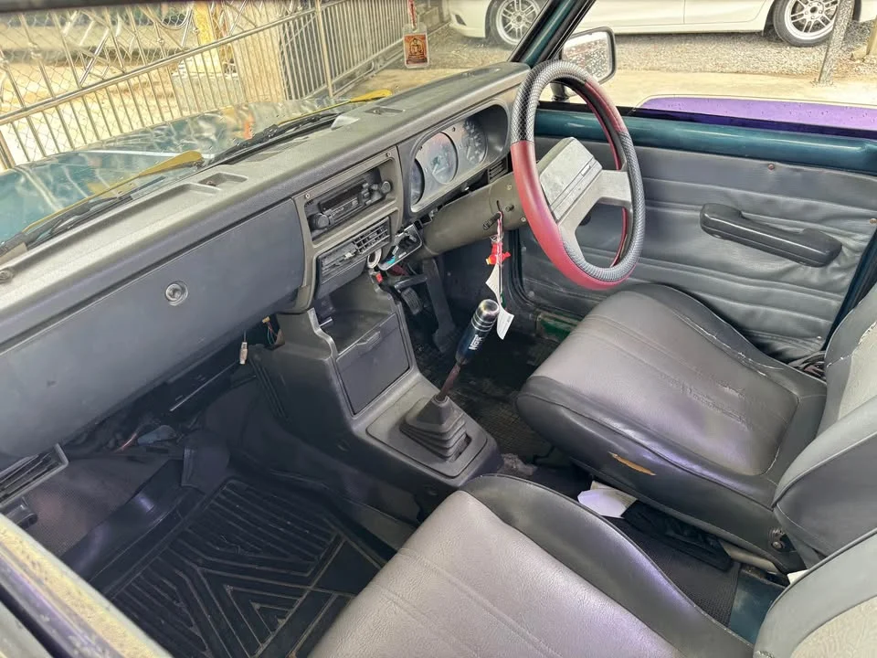 2000 Mazda B-series (Familia) III 3