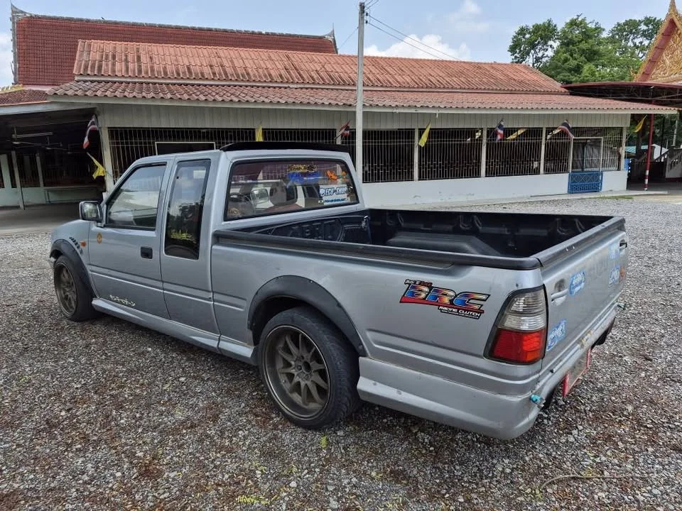 1997 Isuzu Faster Dragon Eyes III 3
