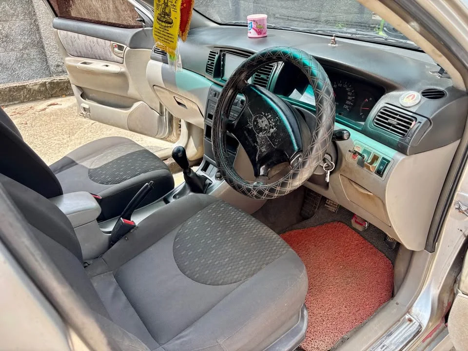 2002 Toyota Corolla Altis IX (E120) 3