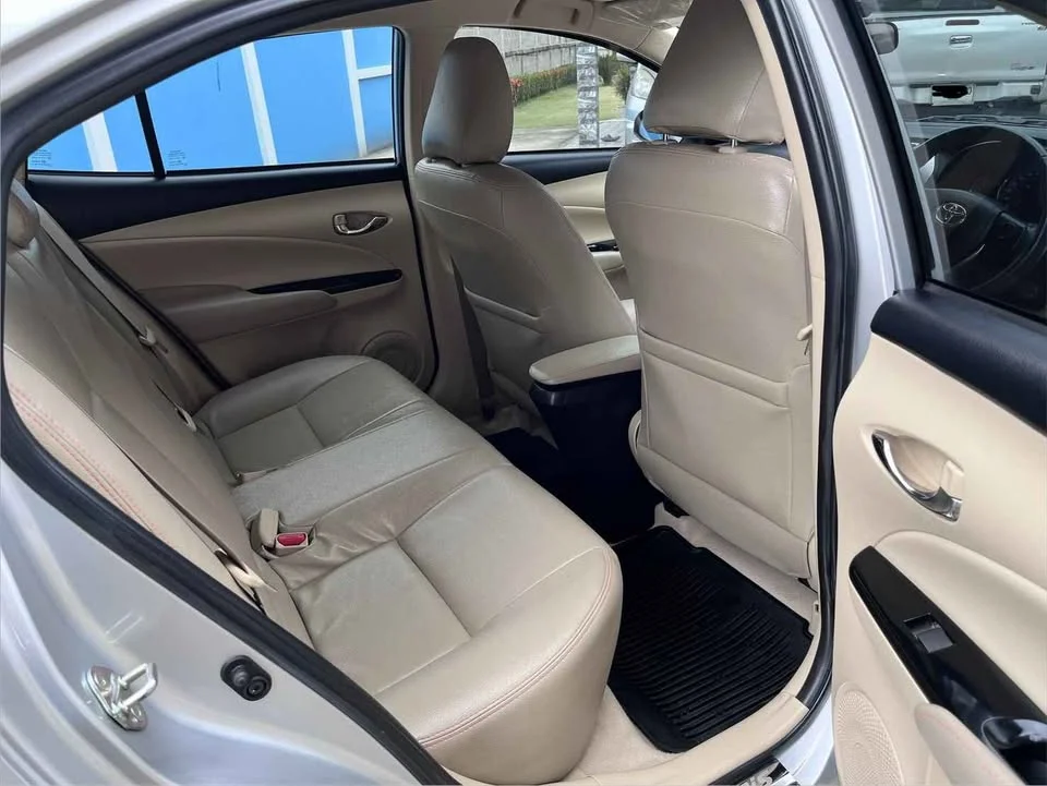 2017 Toyota Yaris ATIV III 2