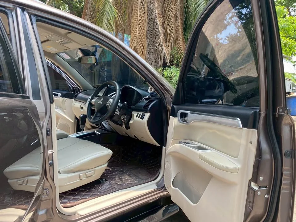 2013 Mitsubishi Pajero Sport II 2