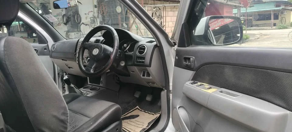 2011 Mazda BT-Series I 3