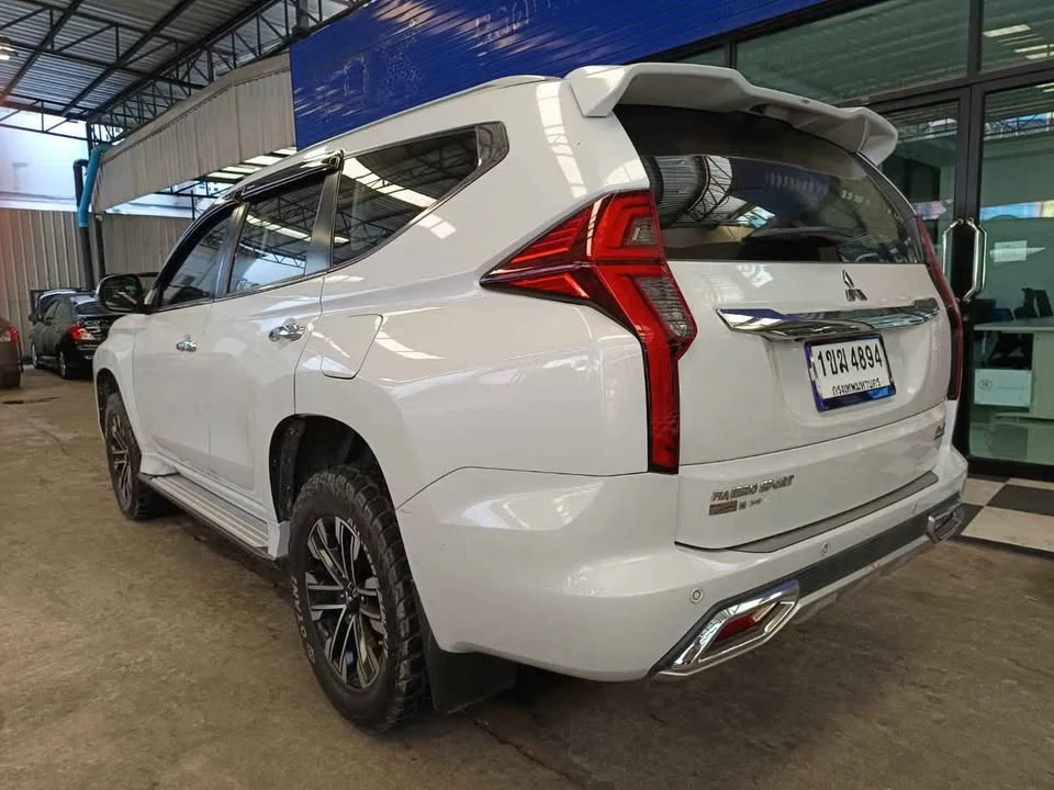 2020 Mitsubishi Pajero Sport III 2