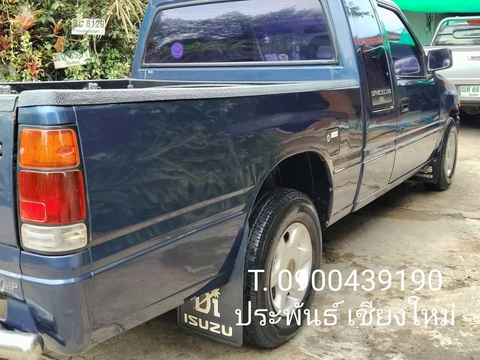 1995 Isuzu TFR III 2